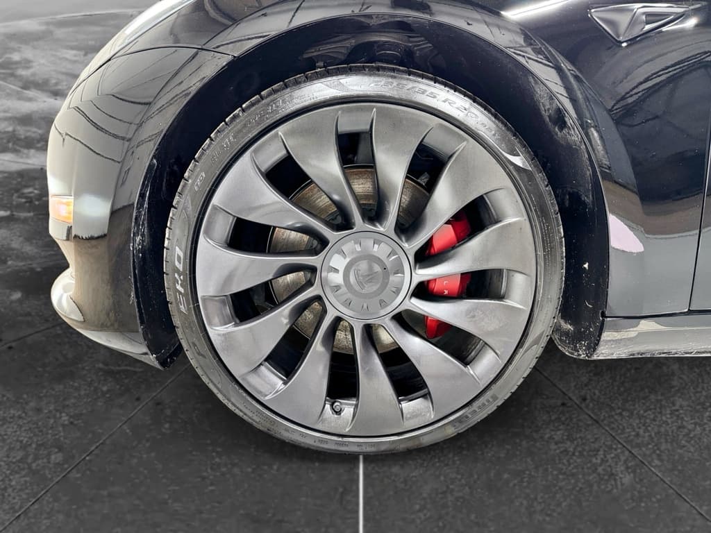 2023 Tesla Model 3 view 28