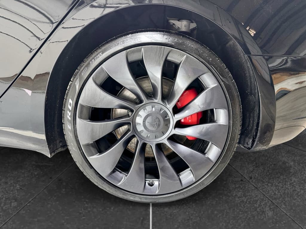 2023 Tesla Model 3 view 30