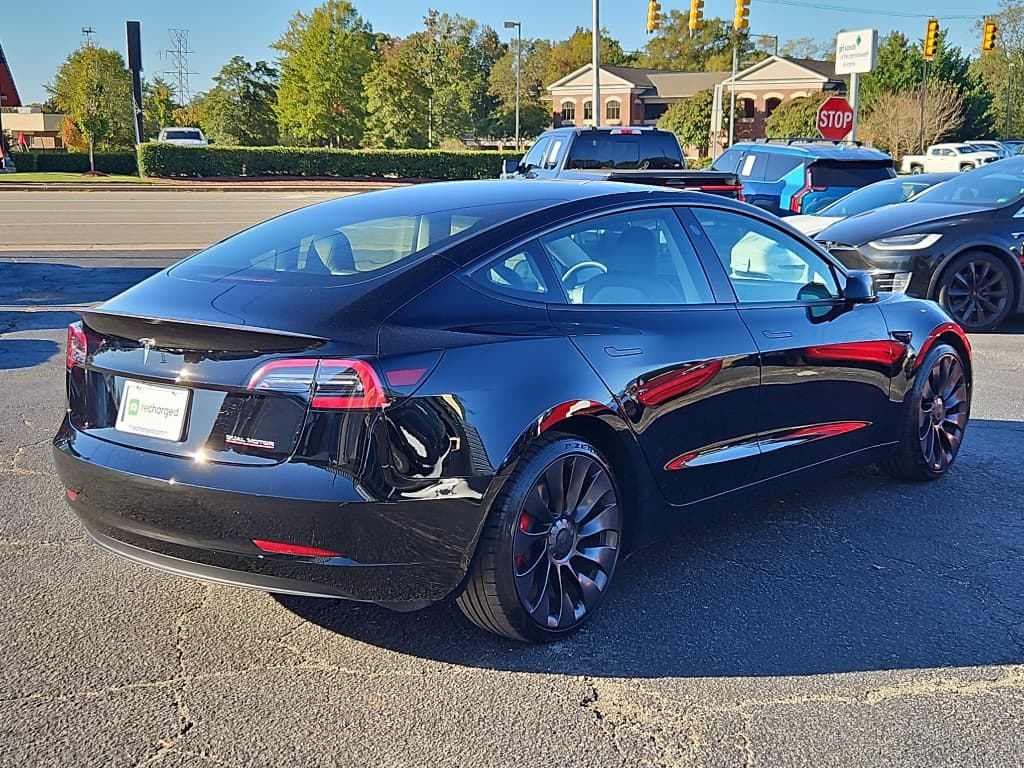 2023 Tesla Model 3 view 3