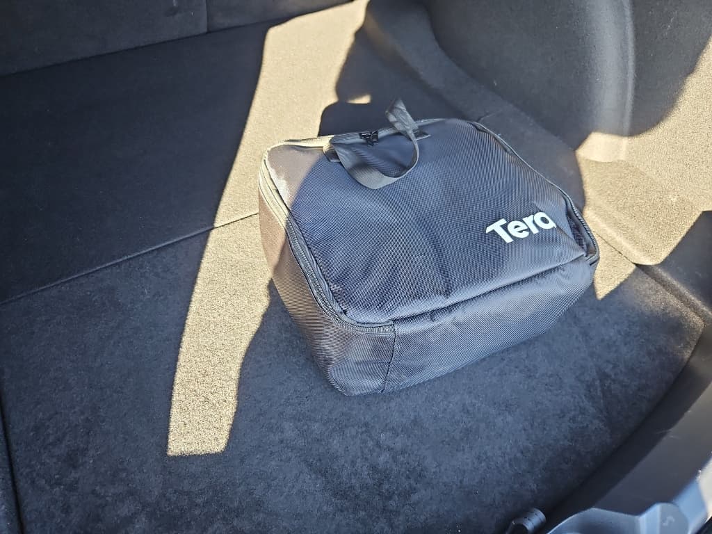 2023 Tesla Model 3 view 6