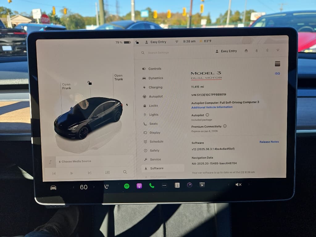 2023 Tesla Model 3 view 10