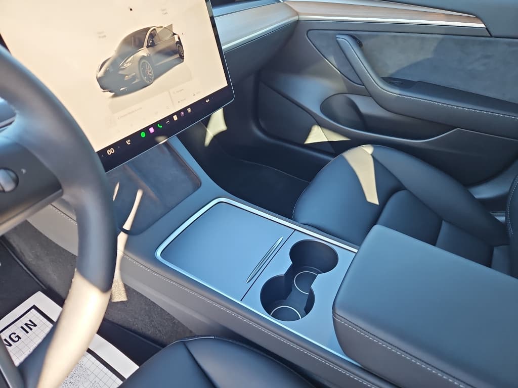 2023 Tesla Model 3 view 18