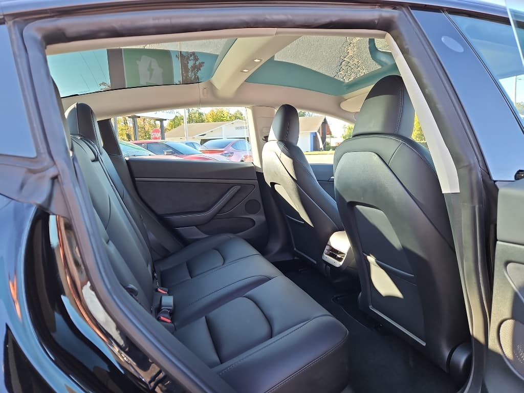 2023 Tesla Model 3 view 21