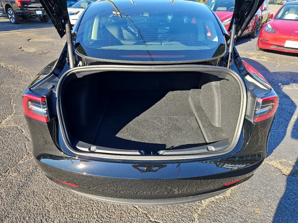 2023 Tesla Model 3 view 23