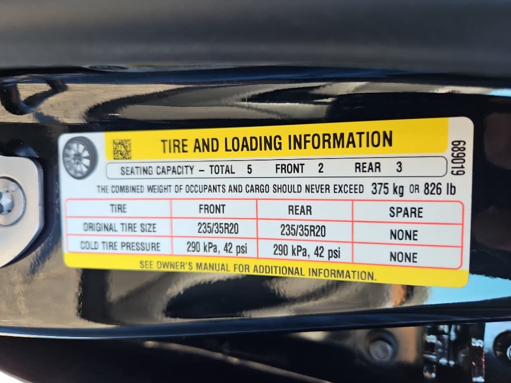 2023 Tesla Model 3 view 26