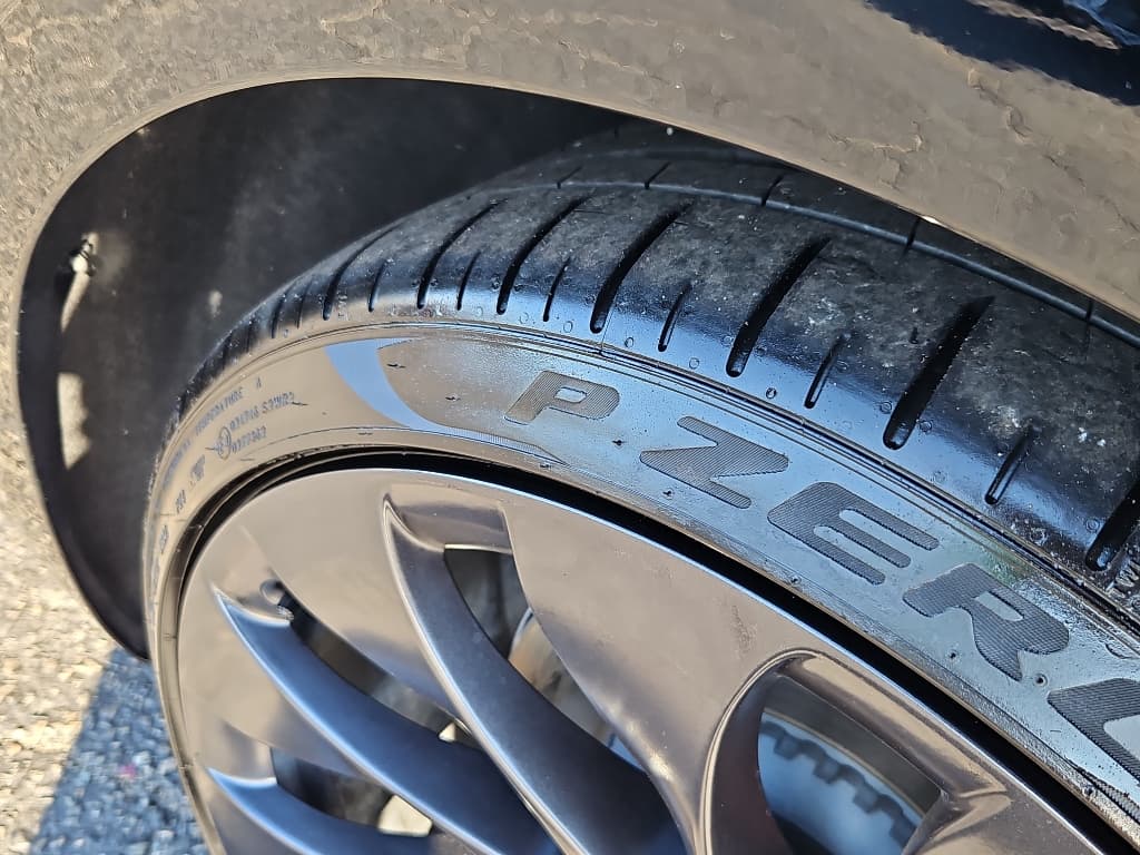 2023 Tesla Model 3 view 30