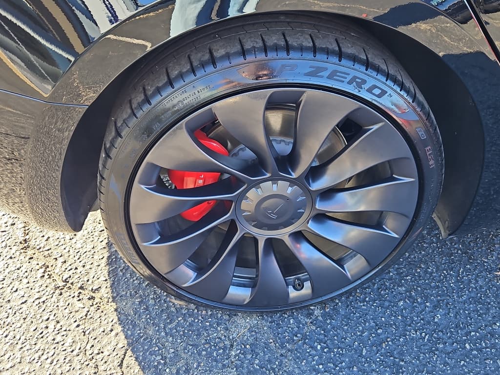 2023 Tesla Model 3 view 31