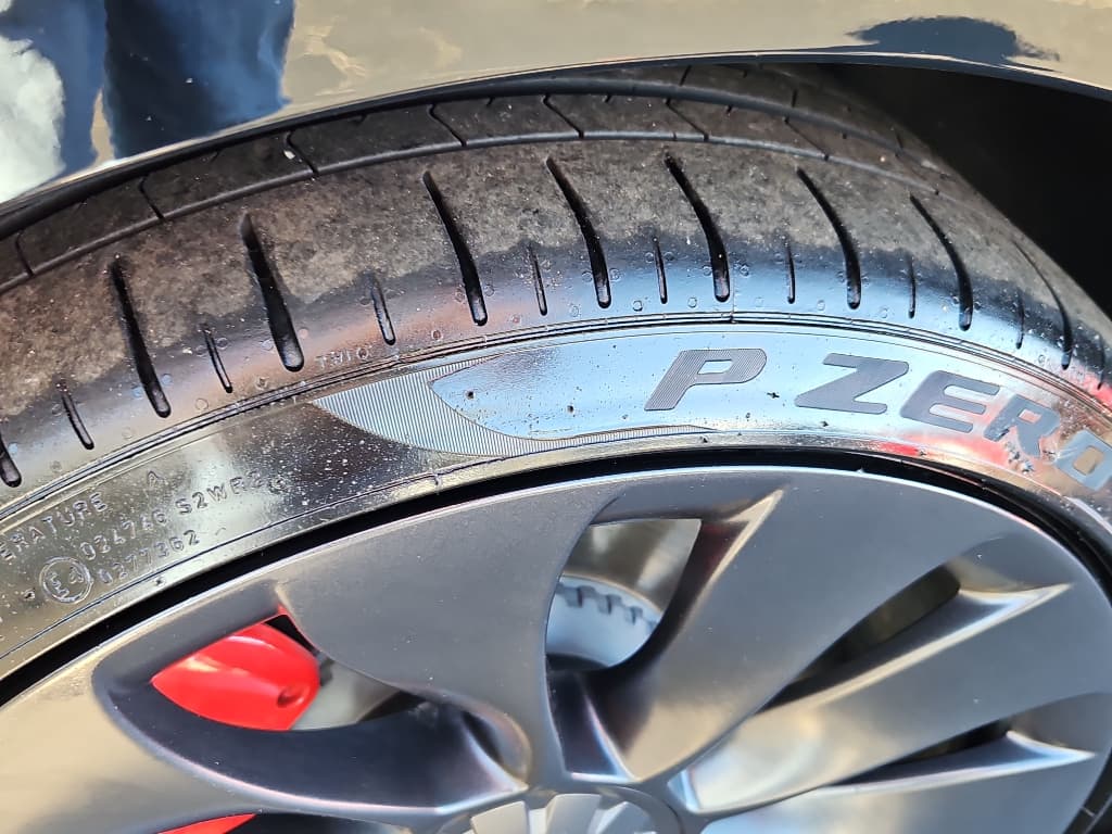 2023 Tesla Model 3 view 32