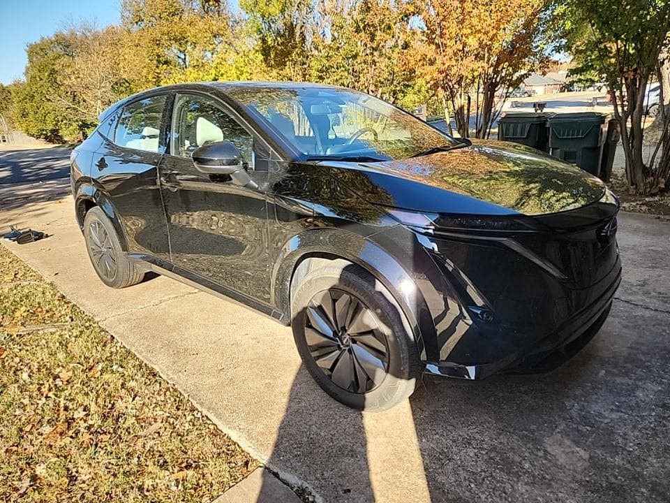 2023 Nissan Ariya view 2