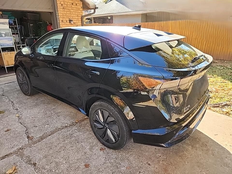 2023 Nissan Ariya view 4