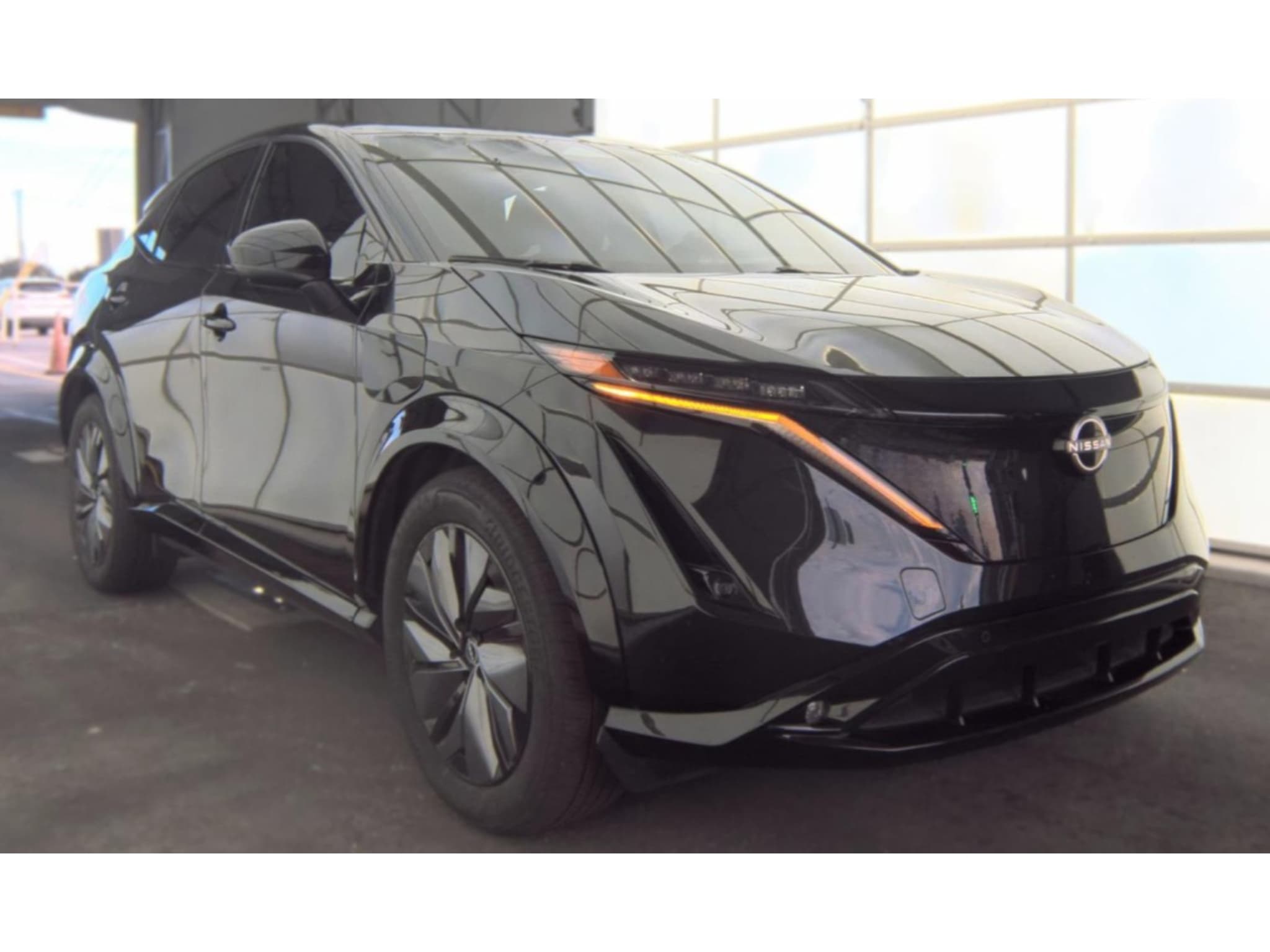 2024 Nissan Ariya view 4