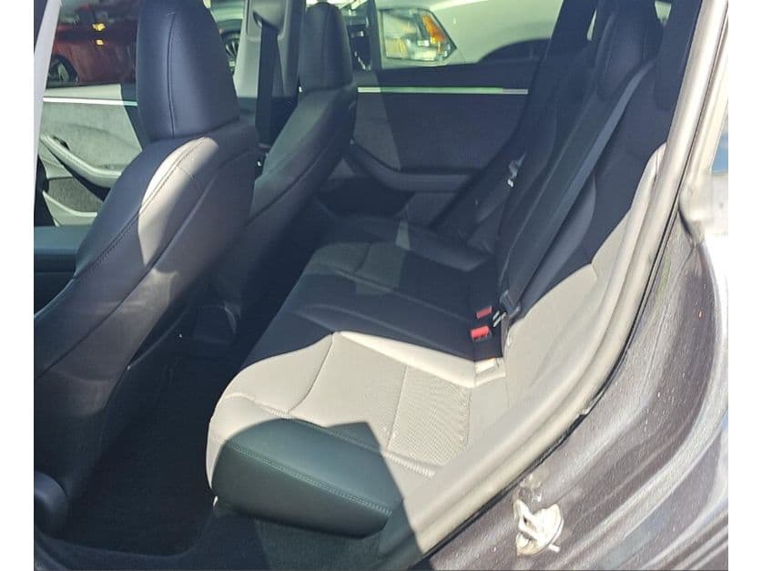 2024 Tesla Model 3 view 6