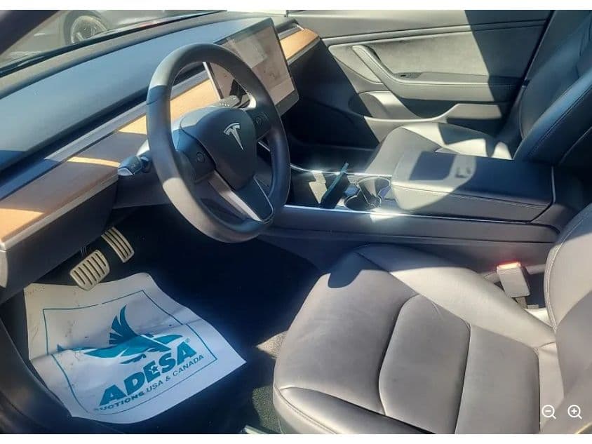 2020 Tesla Model 3 view 4