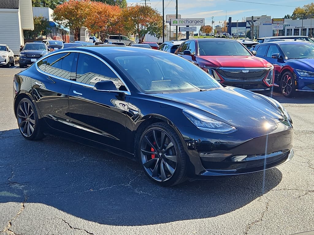 2020 Tesla Model 3 view 4