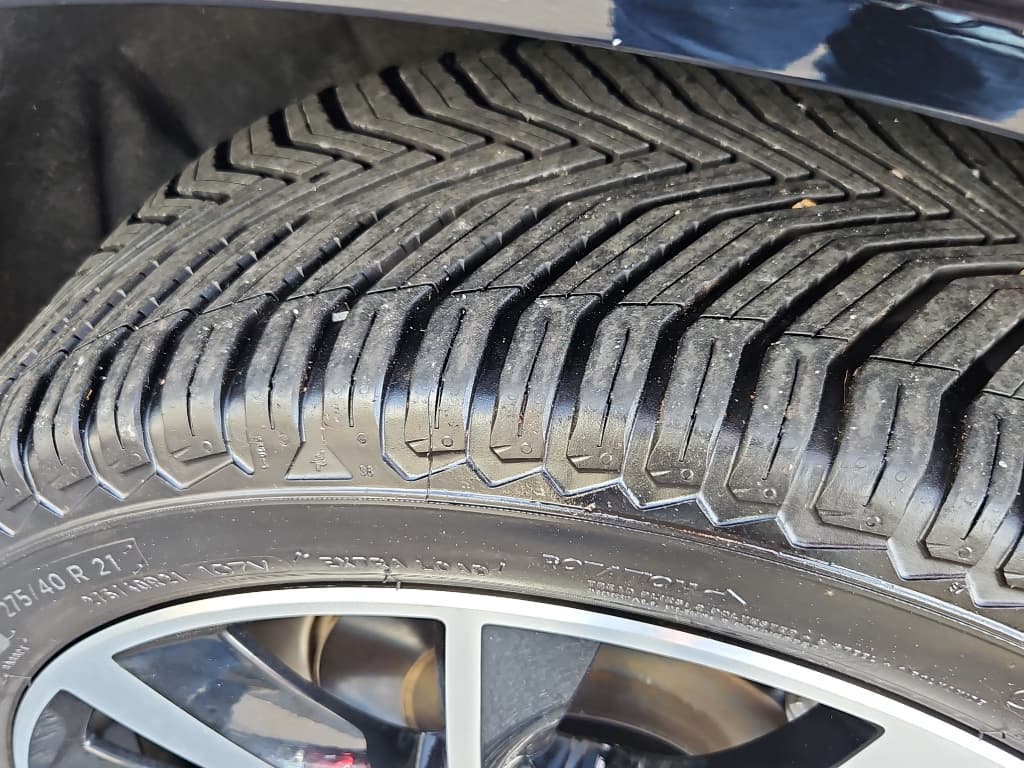 2021 Volvo XC90 view 35