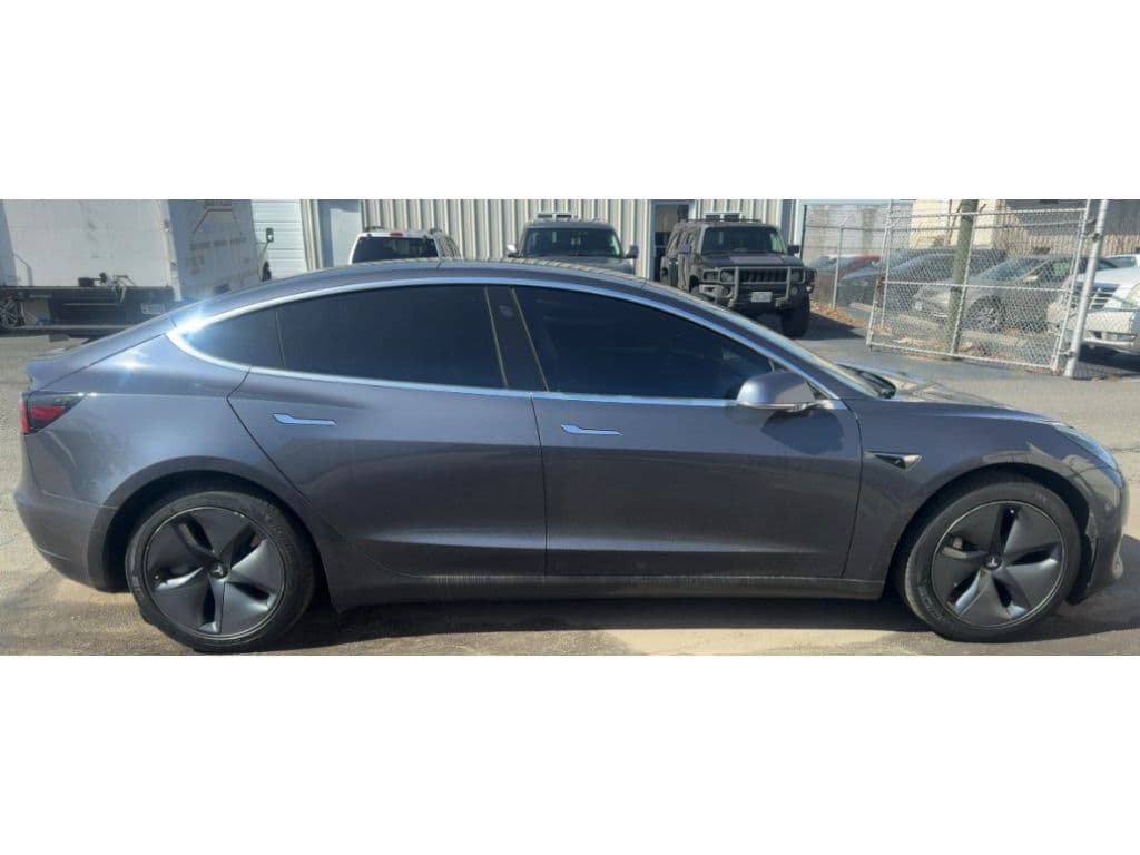 2020 Tesla Model 3 view 3