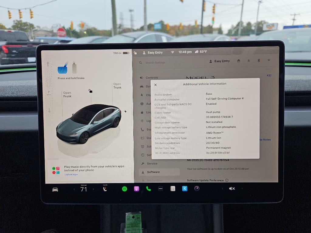 2024 Tesla Model 3 view 11