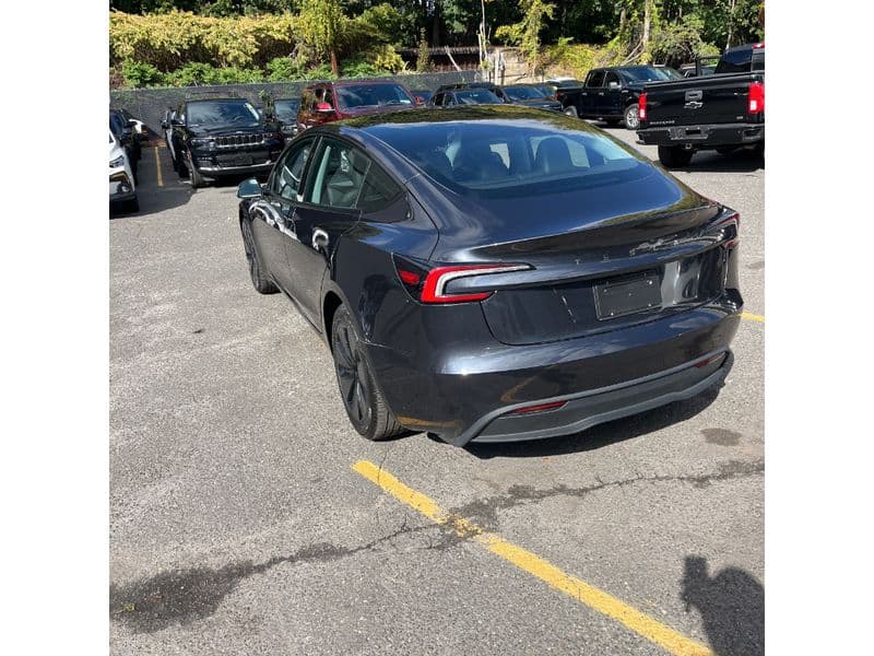 2024 Tesla Model 3 view 2