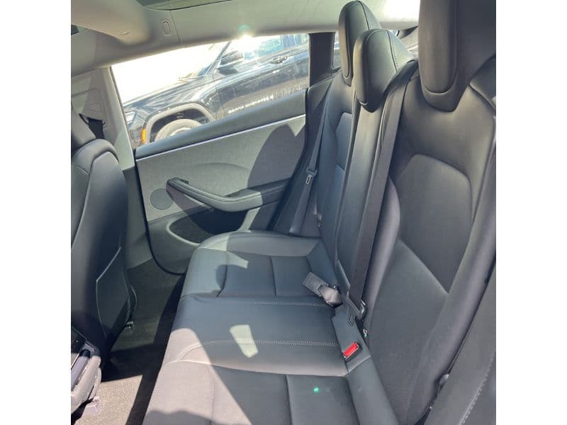 2024 Tesla Model 3 view 5