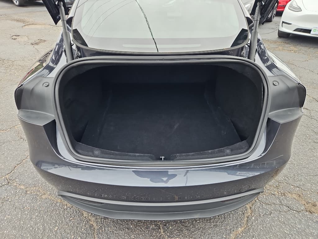 2024 Tesla Model 3 view 22