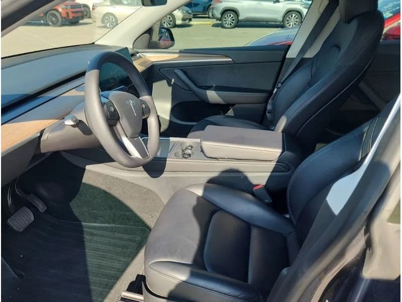 2023 Tesla Model Y view 5