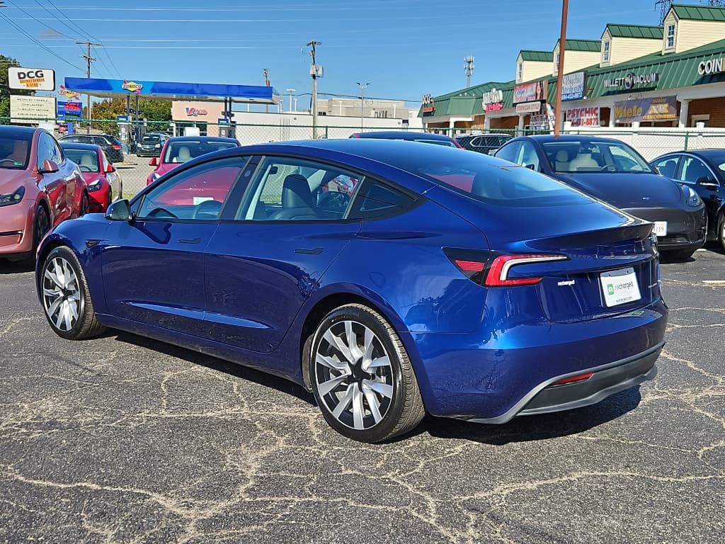 2024 Tesla Model 3 view 2