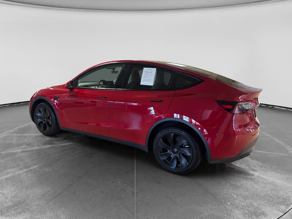 2023 Tesla Model Y view 3