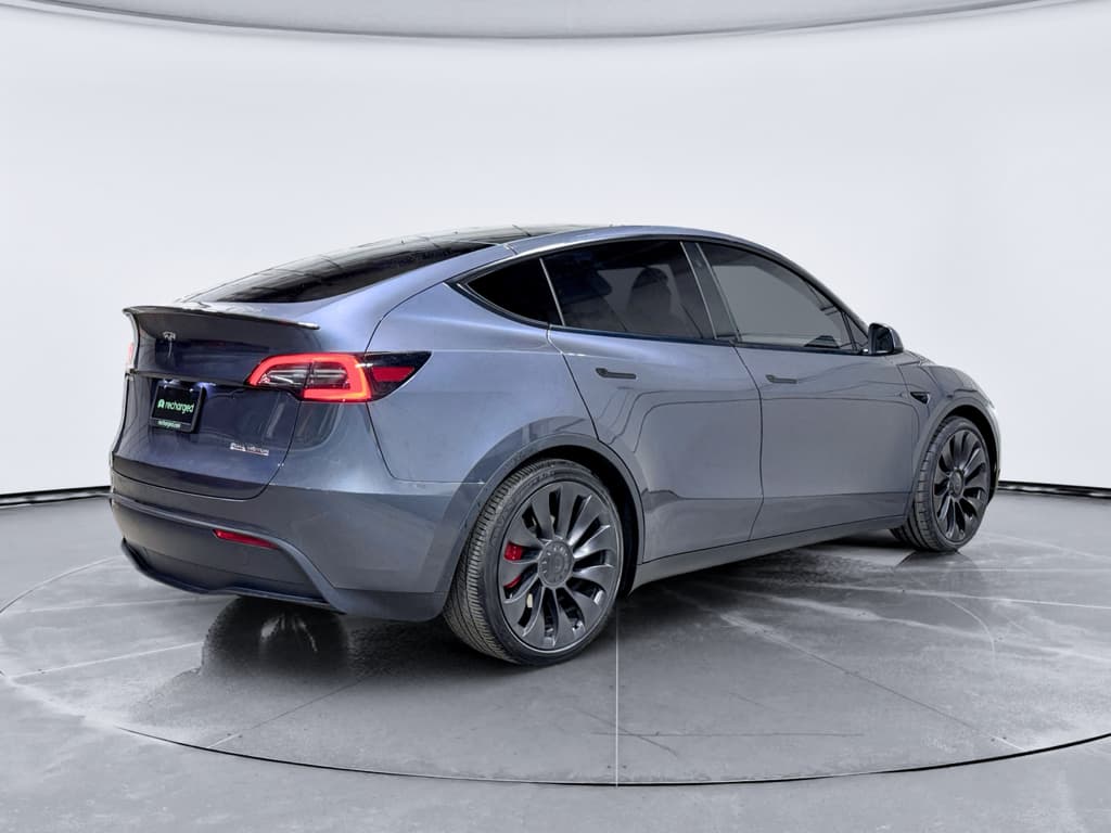2023 Tesla Model Y view 3