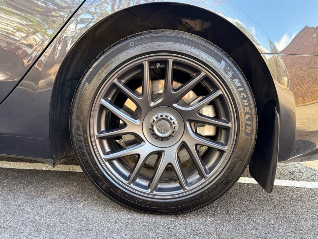 2024 Tesla Model 3 view 37