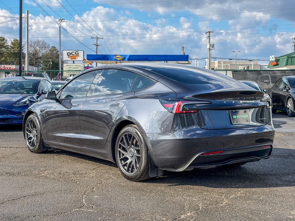 2024 Tesla Model 3 view 2