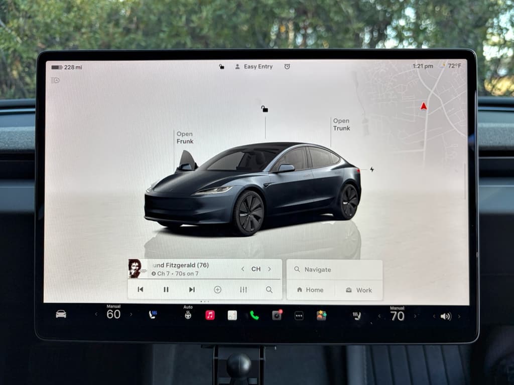 2024 Tesla Model 3 view 10