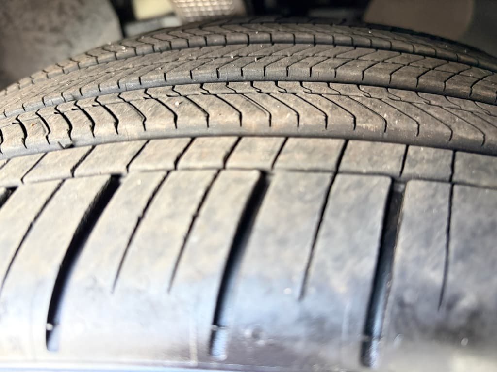 2024 Tesla Model 3 view 34