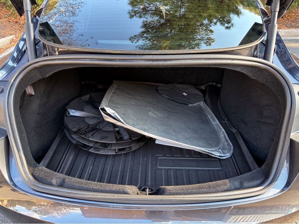 2024 Tesla Model 3 view 27