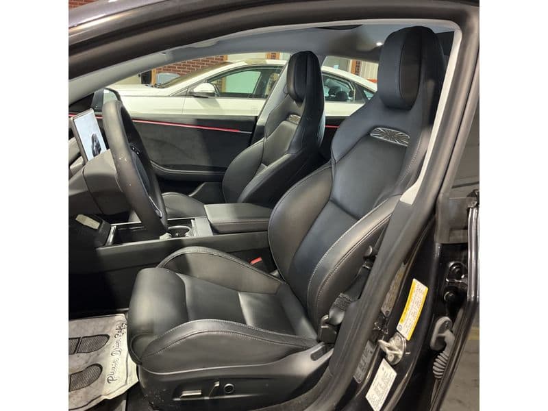 2024 Tesla Model 3 view 5