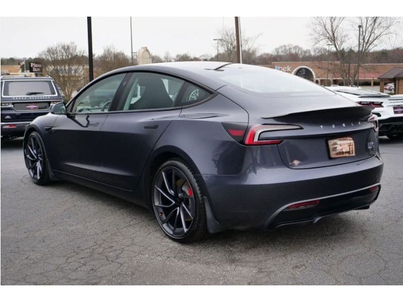2024 Tesla Model 3 view 4