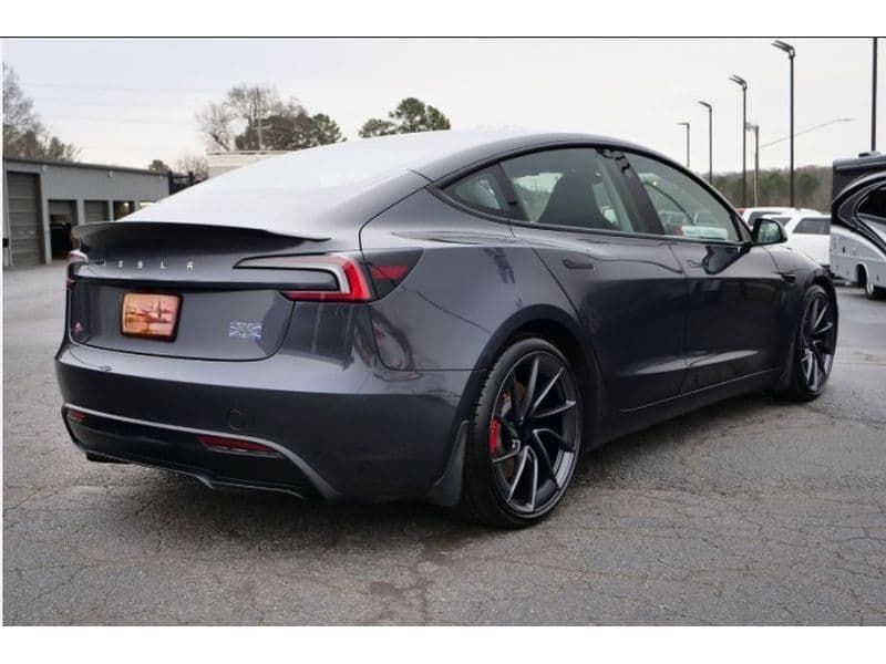 2024 Tesla Model 3 view 3