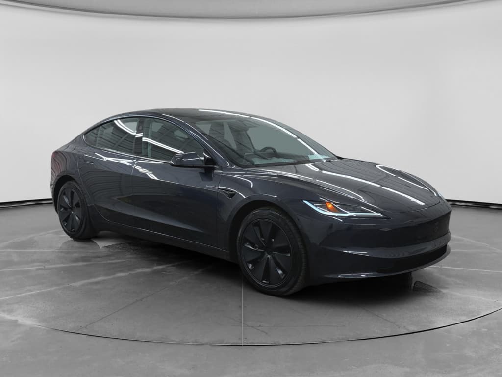 2024 Tesla Model 3 view 4