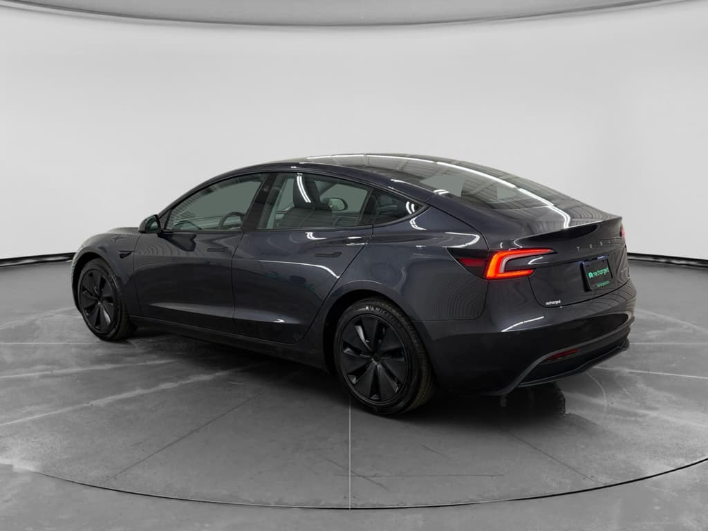 2024 Tesla Model 3 view 2