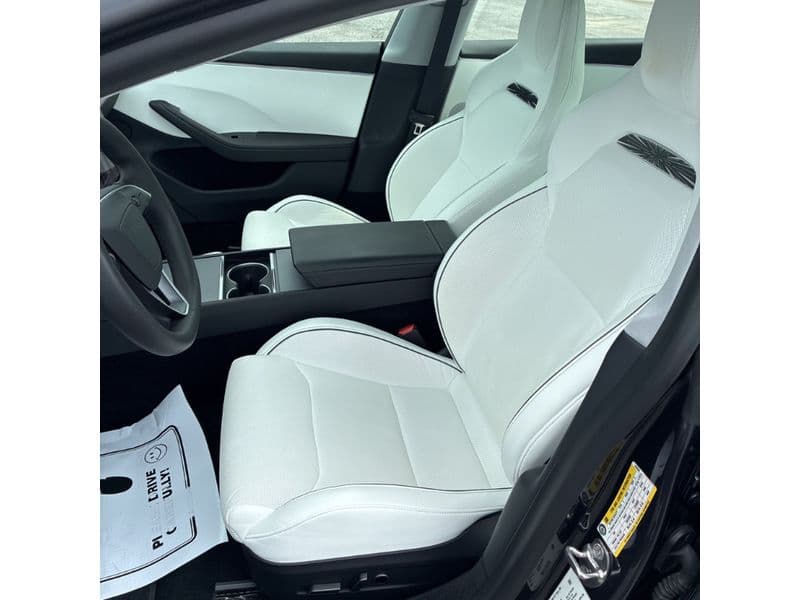 2024 Tesla Model 3 view 5
