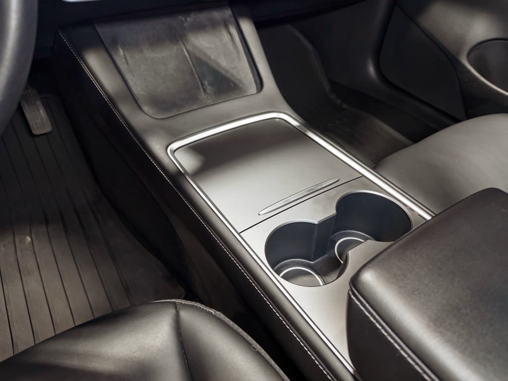 2021 Tesla Model 3 view 19