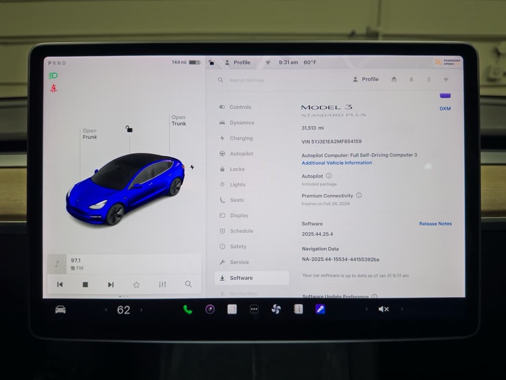 2021 Tesla Model 3 view 11