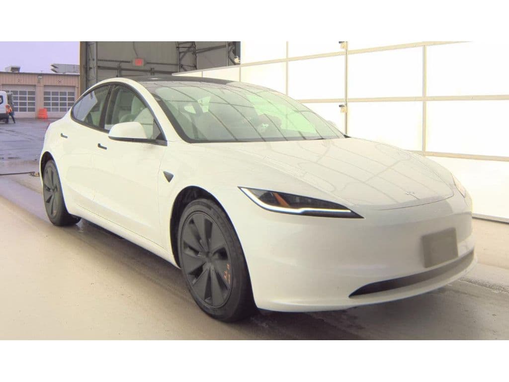 2024 Tesla Model 3 view 2