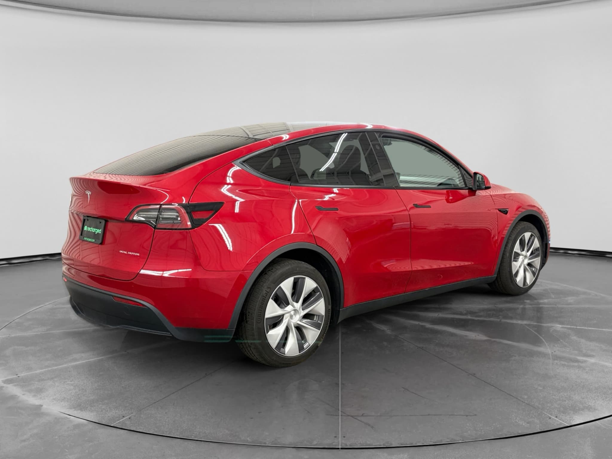 2023 Tesla Model Y view 3
