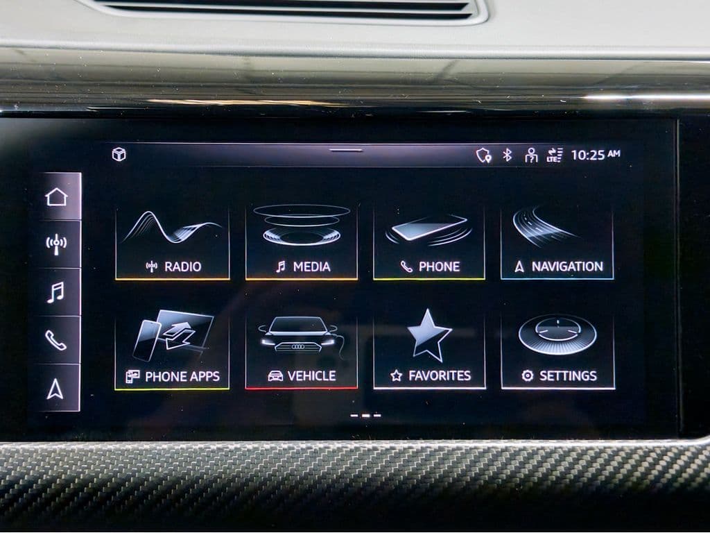 2023 Audi RS e-tron GT view 11