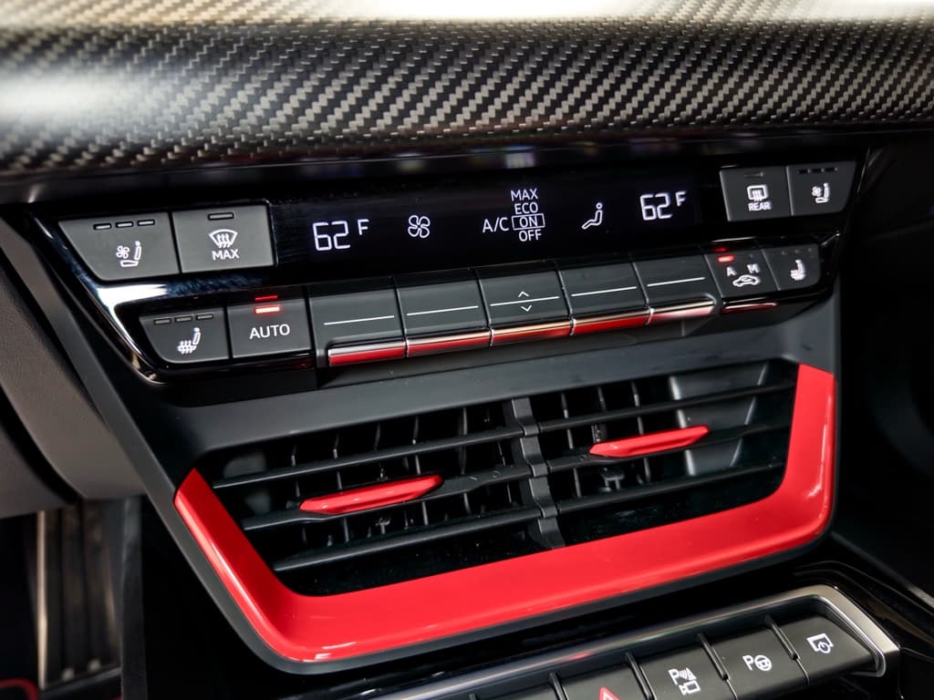 2023 Audi RS e-tron GT view 15