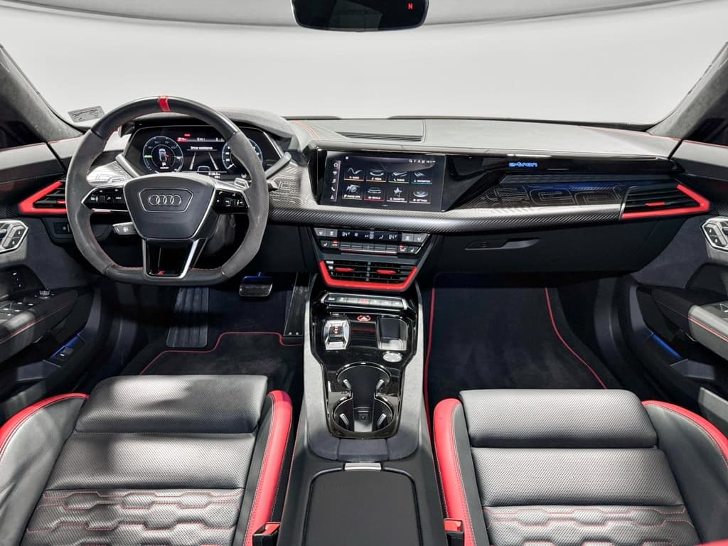 2023 Audi RS e-tron GT view 16