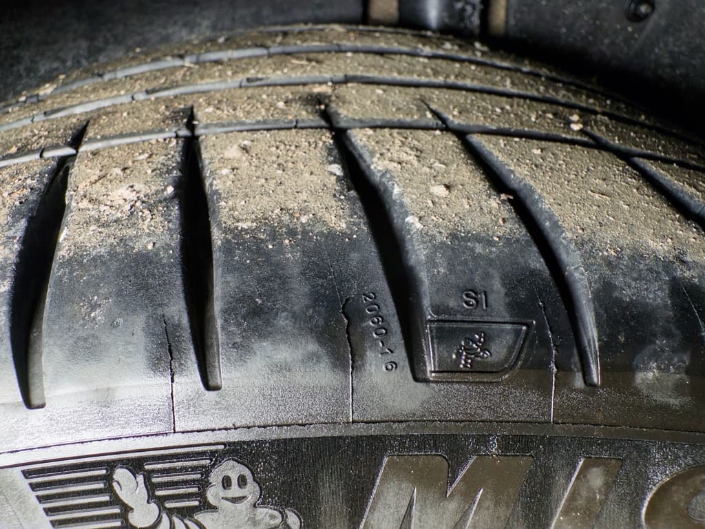 2023 Audi RS e-tron GT view 32