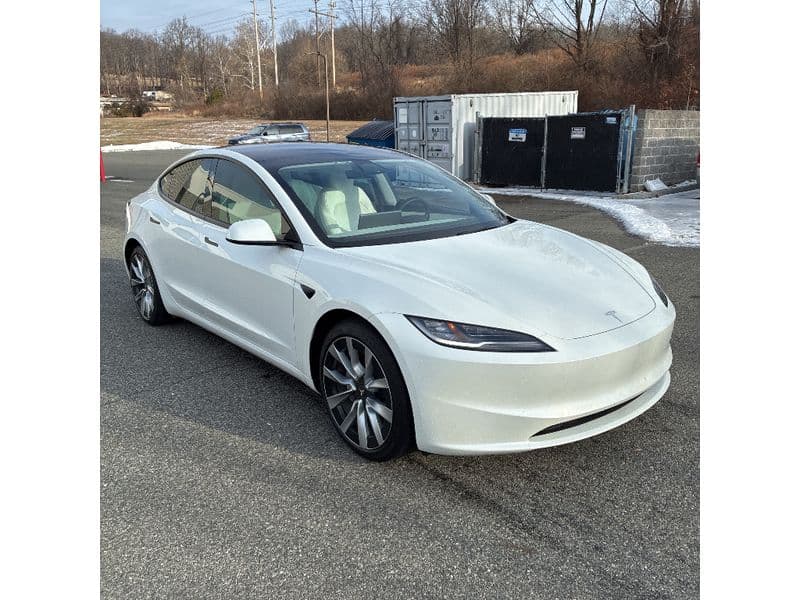 2025 Tesla Model 3 view 4