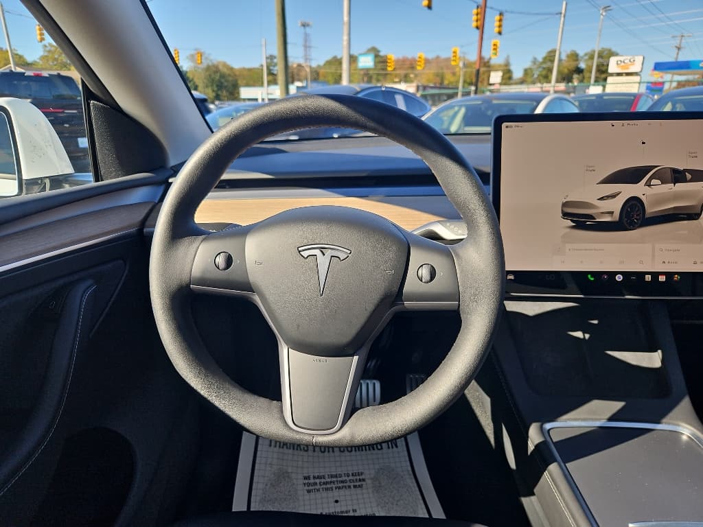 2023 Tesla Model Y view 8