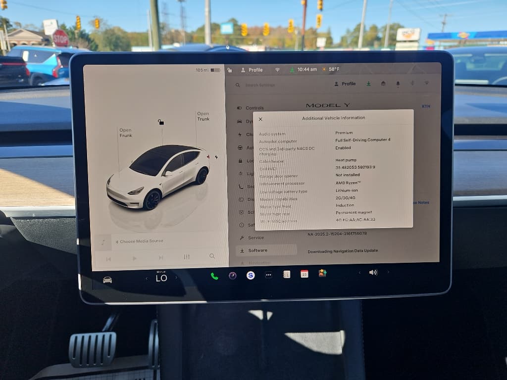 2023 Tesla Model Y view 11